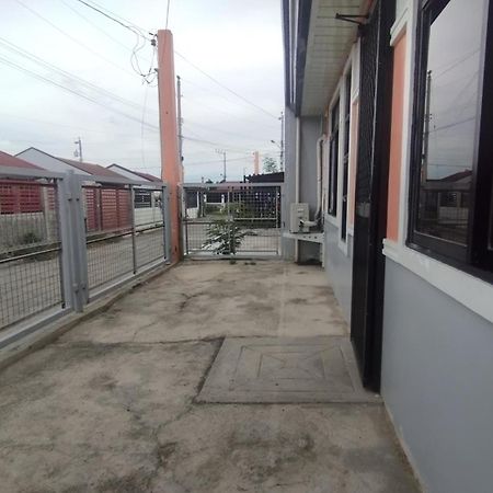 2 Bedroom House At Deca Homes Talomo Davao City Exterior foto